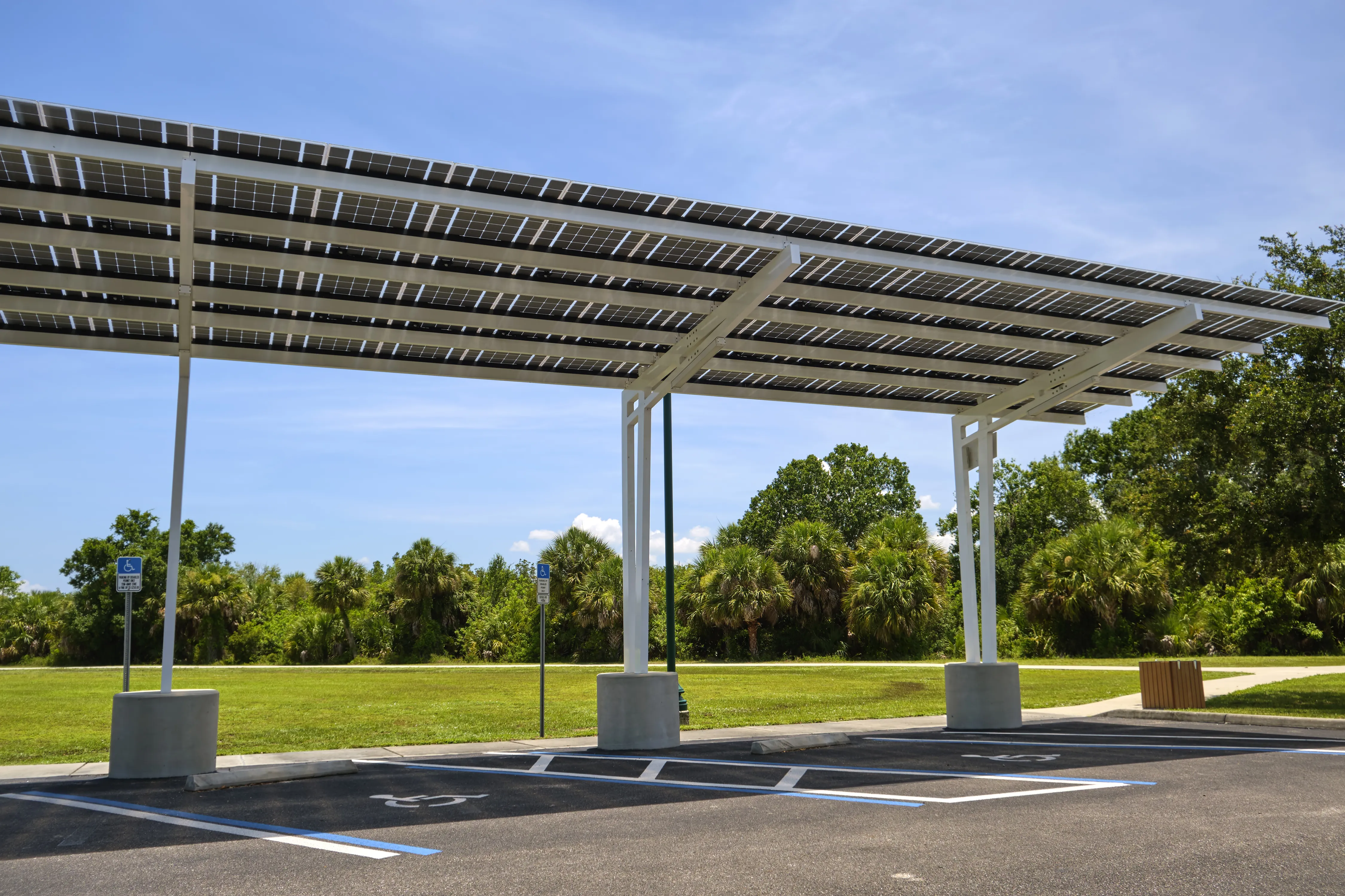 Image installateur carport solaire 2 carport solaire 05