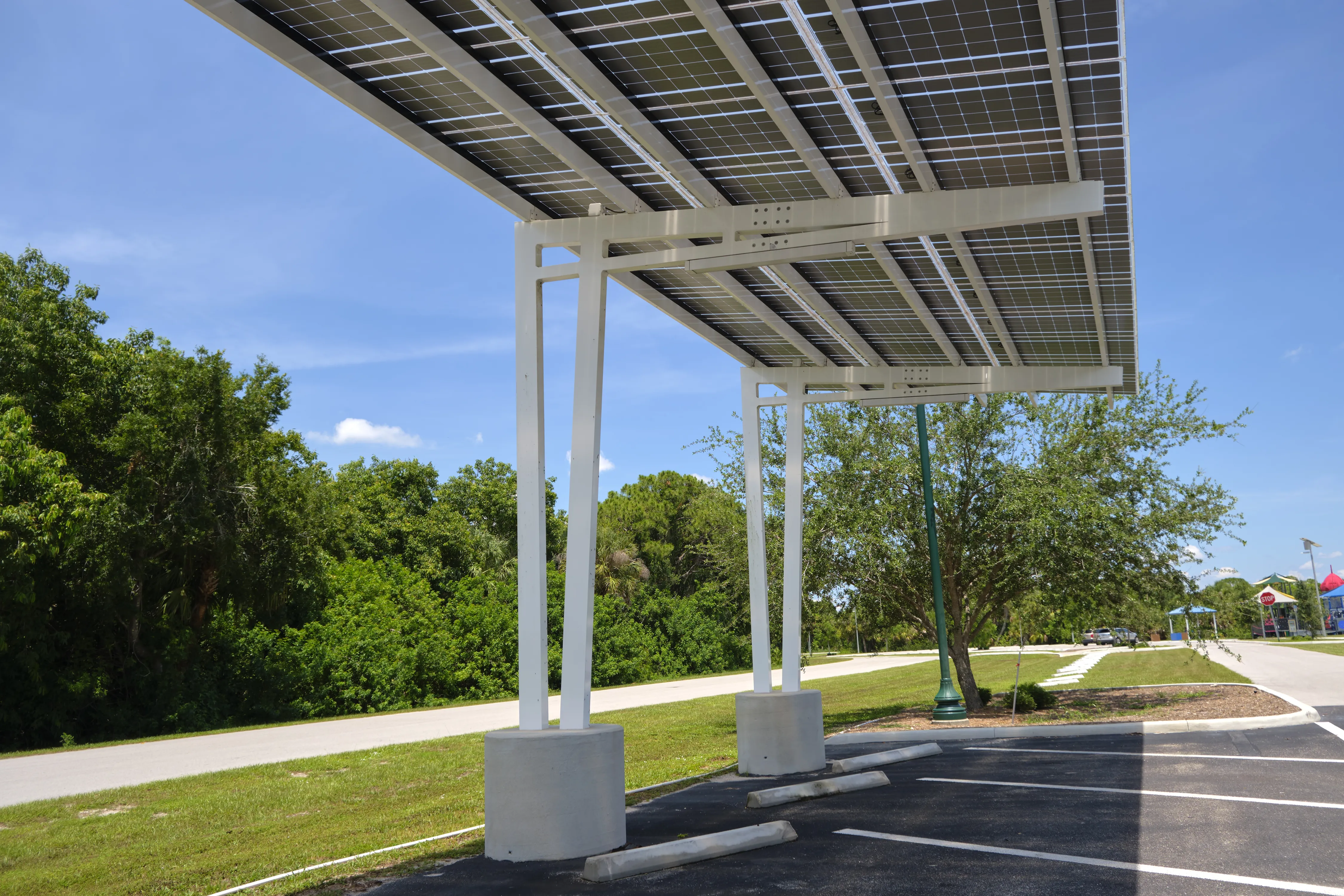 Image installateur carport solaire 3 carport solaire 05